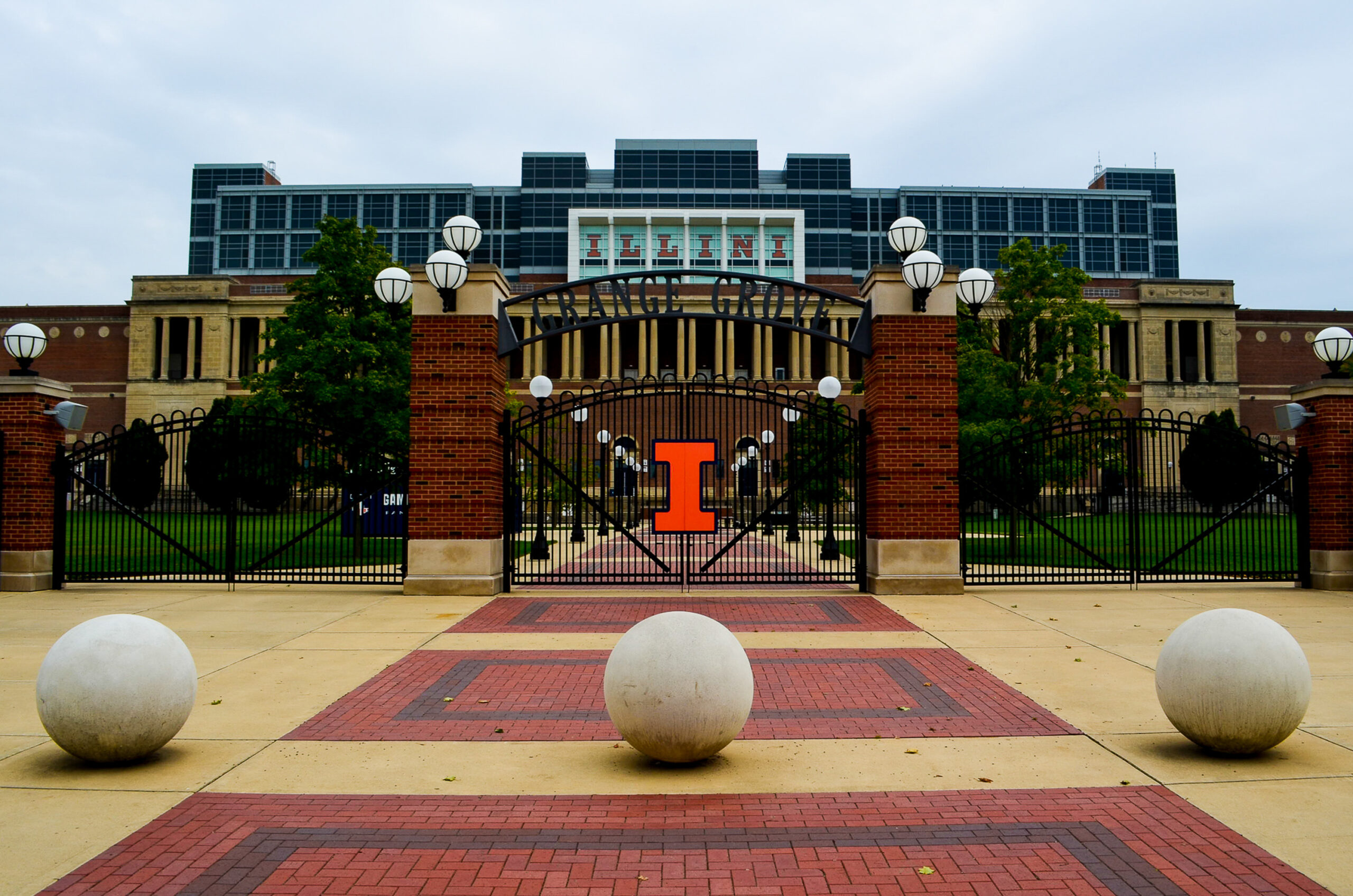 Illinois fires coach Lovie Smith after 5 seasons