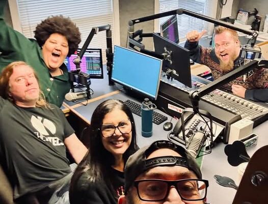 Tommy and Callie interview 90s Daughter! Tommy and Callie interview 90s Daughter!
